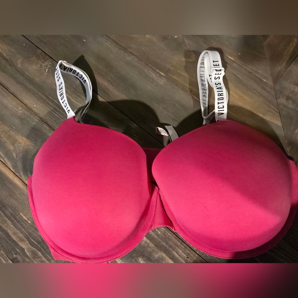 Victoria Secret T Shirt Push-Up Full Coverage Bra - 38DDD